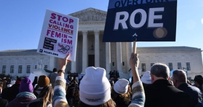 US supreme court permits challenge to Texas six-week abortion ban