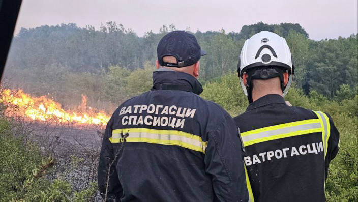 Vanredna situacija u Kladovu zbog požara, teška situacija na Stolovima i u Peščari