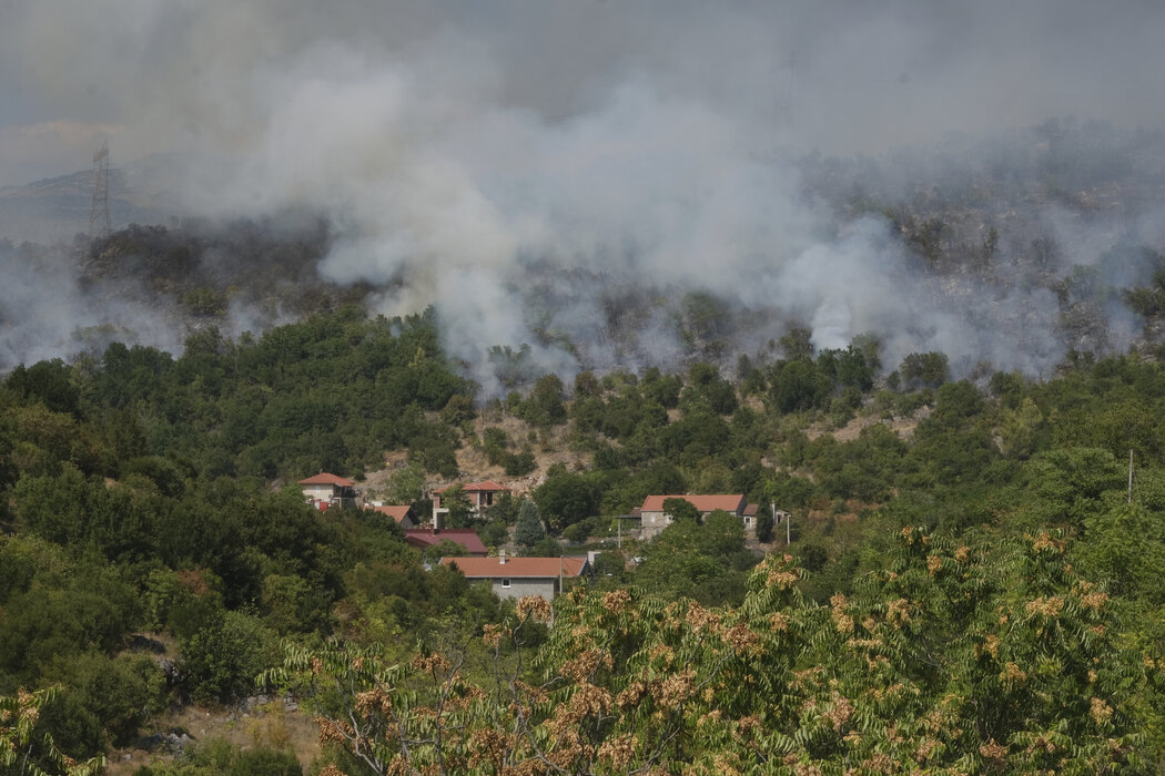 I dalje aktivni požari širom regiona, u Crnoj Gori požarišta pod kontrolom