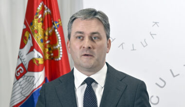 Protest na otvaranju Nušićijade, izviždan predsednik Opštine Ivanjica, Selaković odustao od govora