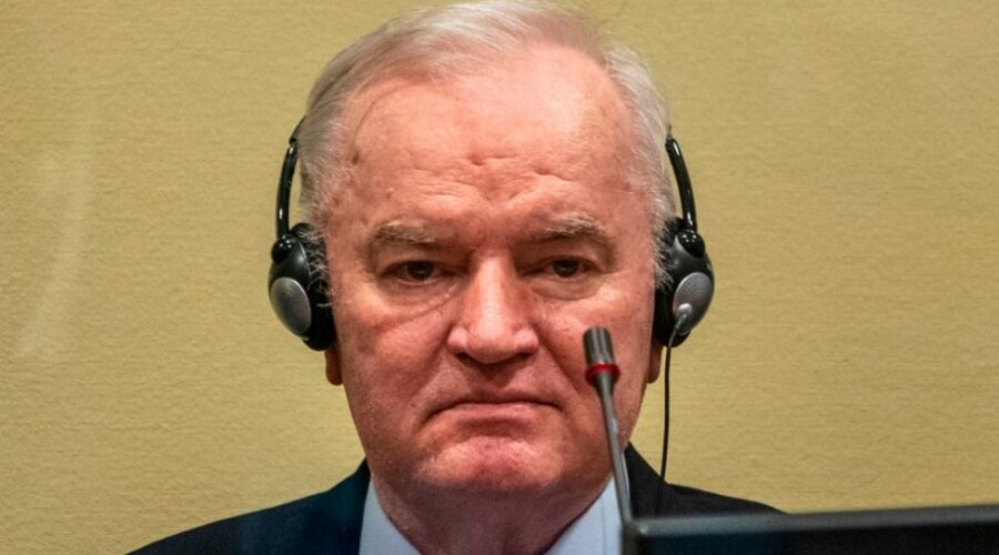 General Mladić imao novi moždani udar, pregledaće ga kardiolog iz Srbije