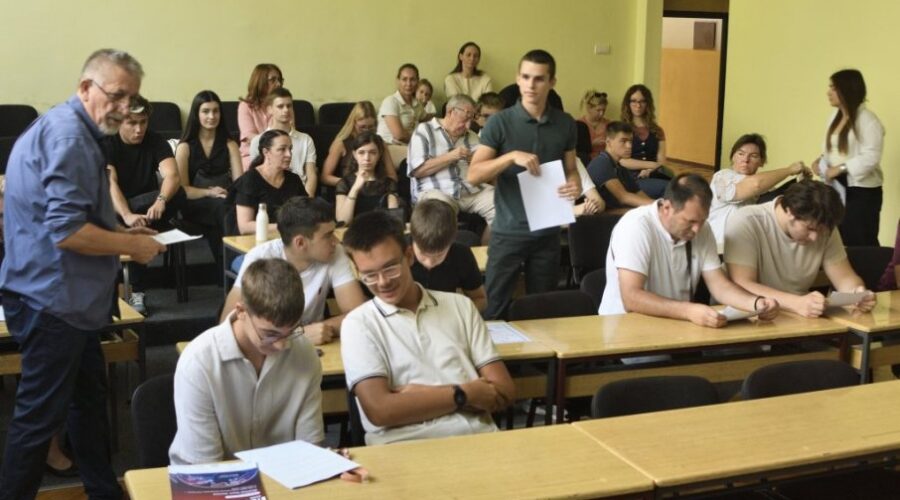 Fondacija “Vilard” obezbedila 31 stipendiju polaznicima Centra za talente Nikola Tesla i studentima