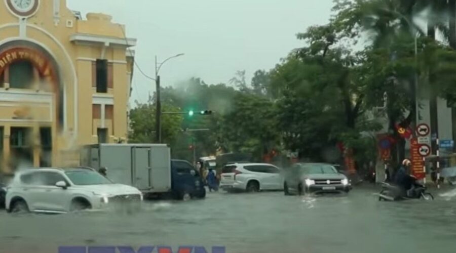 U Kini evakuisano 54.000 ljudi zbog tajfuna