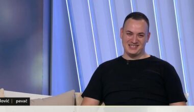 Ovo je žena koja je sa Mirčetom Radulovićem dobila ćerku! Kuma objavila prvu fotografiju iz porodilišta, malu Elenu drži na grudima