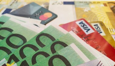 NBS: Broj kupovina platnim karticama u Srbiji više nego udvostručen u prethodnih pet godina