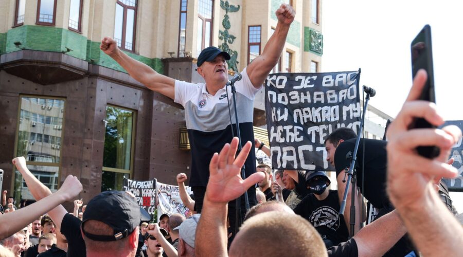 Partizanov paradoks: Katastrofalni rezultati, a navijači odbijaju ostavku uprave