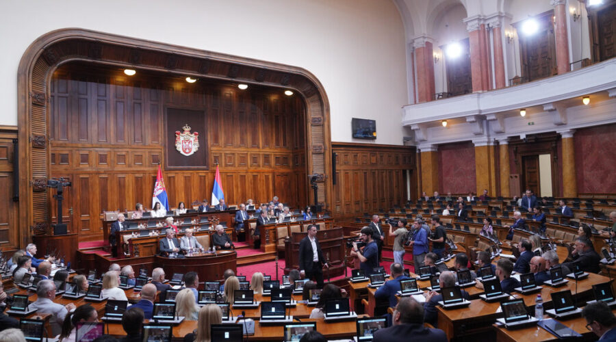 Poslanici Skupštine Srbije danas nastavljaju raspravu po amandmanima na rebalans
