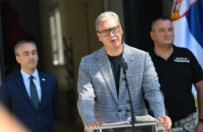 Vučić danas na potpisivanju ugovora o gradnji fabrike baterija za drononove u Inđiji
