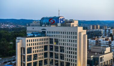 Vučić i Titolo u Centru za razminiranje, nova era odnosa Srbije i SAD, rešenje za NIS u septembru