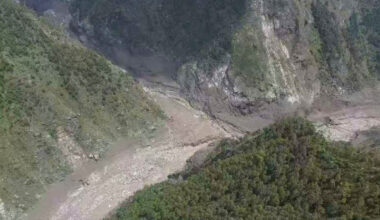 Nova opasnost posle katastrofalnih poplava u Nepalu: Jezero raste, strahuje se od novog udara bujice