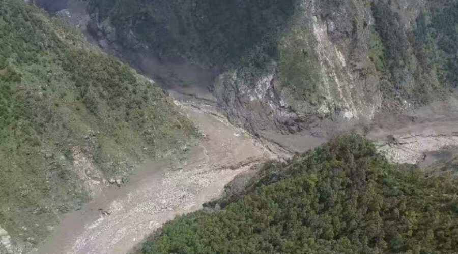Nova opasnost posle katastrofalnih poplava u Nepalu: Jezero raste, strahuje se od novog udara bujice