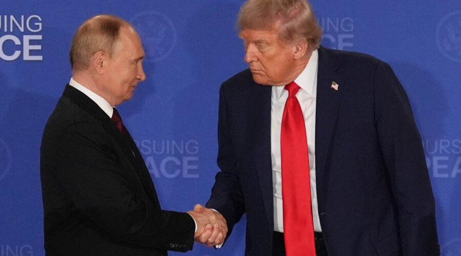 Tramp: Putin neće napasti teritoriju NATO, Retklif nije išao u Moskvu da prenese bilo kakvu poruku