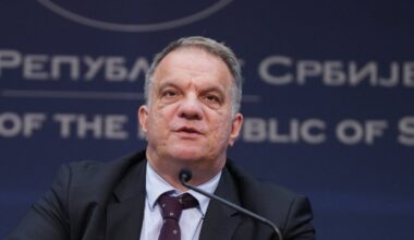Ministar otkrio kada stižu besplatni udžbenici