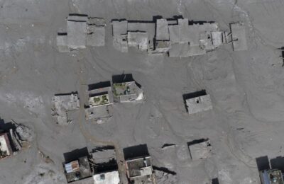 Broj žrtava poplava u Nepalu i Kini porastao na 469: Upozorenje na moguće nove poplave