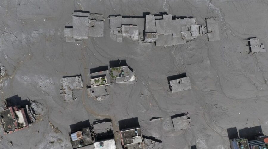 Broj žrtava poplava u Nepalu i Kini porastao na 469: Upozorenje na moguće nove poplave