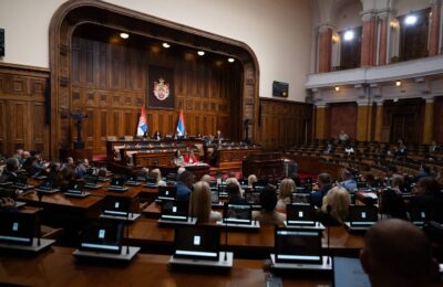 Opozicija u Skupštini: Zakon o Pravosudnoj akademiji oduzima nadležnosti Visokim savetima sudstva i tužilaca
