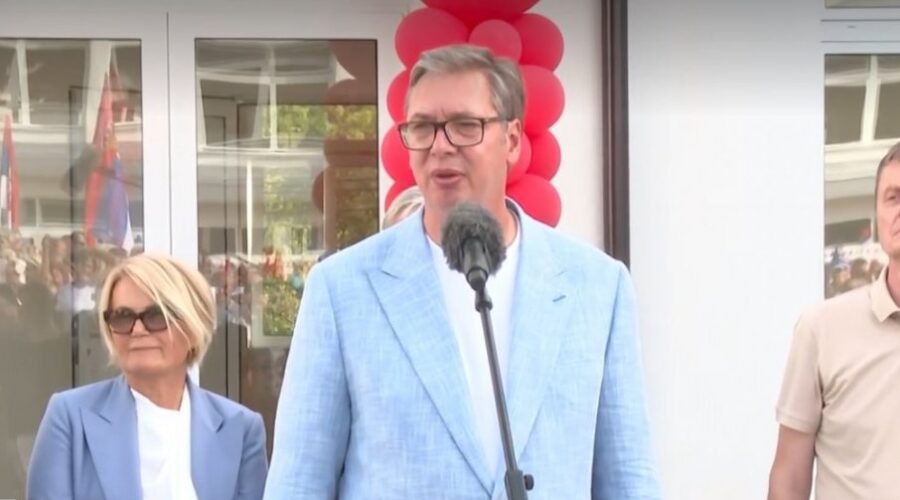 Ovo je moja zemlja, Sunce slobode meni sija u mojoj zemlji i nikada me niko neće ograničiti