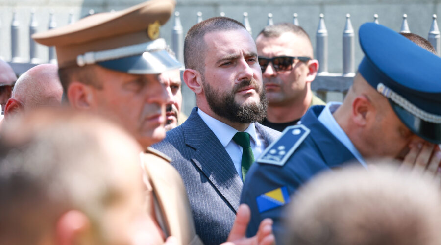 Zbog građana Novog Pazara: Memić i Zukorlić da traže odustajanje od državne sahrane Ratka Mladića