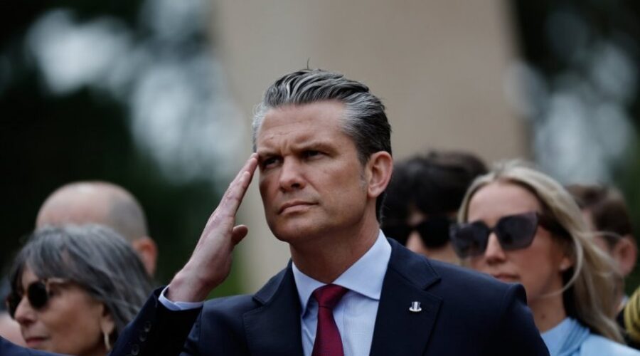 Hegset demantovao da želi Belu kuću: Apsolutna laž