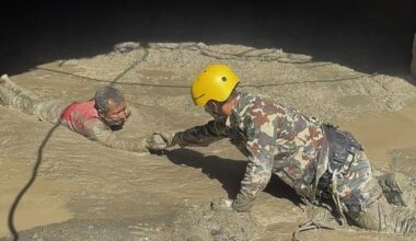 Broj žrtava katastrofalnih poplava u Nepalu dostigao 626 ljudi: Nestalo 2.500 osoba, među njima 517 stranaca