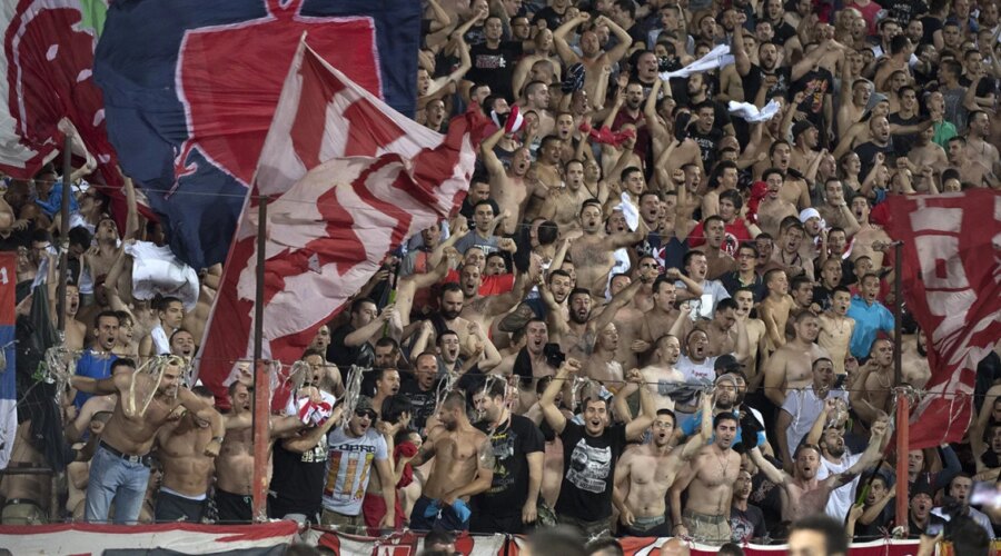 UEFA pokrenula disciplinski postupak protiv Crvene zvezde zbog transparenata posvećenih Ratku Mladiću