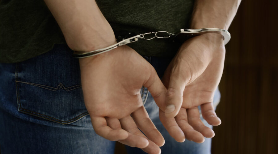 Skrivao 10 kilograma marihuane u kamionu: Uhapšen muškarac (45) kod Novog Pazara