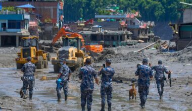 Nepal upozorava na moguće nove poplave: Broj stradalih u bujici porastao na 750, više od 3.000 nestalih