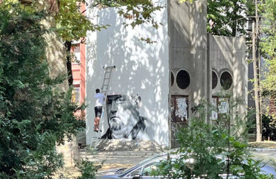 Novi mural Ratka Mladića u Beogradu: Niče samo nekoliko dana nakon njegove smrti (foto, video)