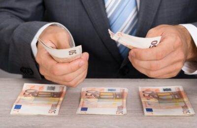 Čet grupa na Vacapu korišćena za slanje novca kriminalnim i terorističkim grupama