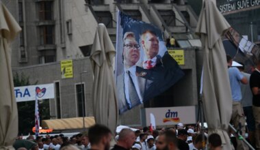 MUP tvrdi: Na skupu SNS u Užicu 15.000 ljudi; policija sprečila ulazak 270 građana