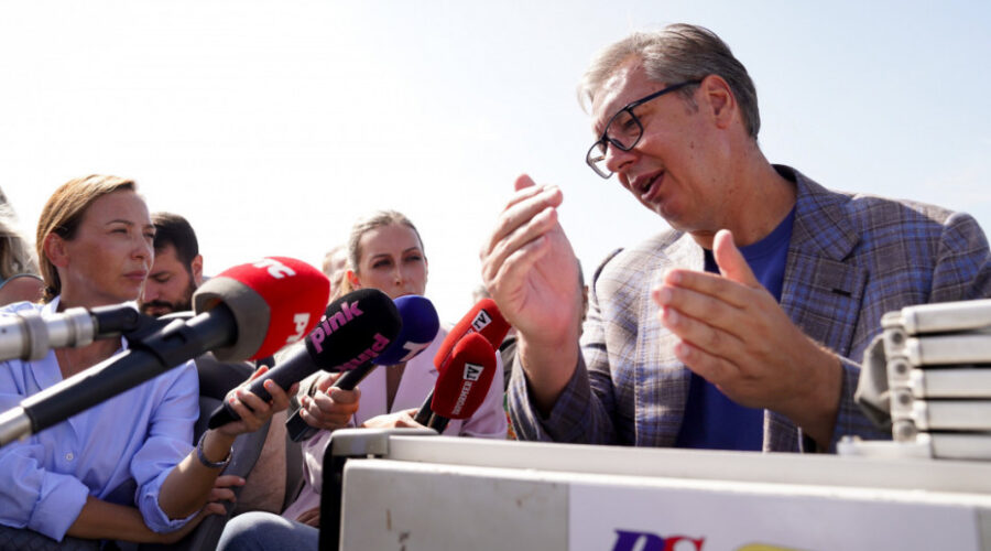 Vučić: Hrvati dođu na granicu sa Srbijom i pevaju “stići će vas naša ruka”, Evropa ne to ćuti