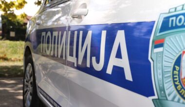 Mladić sleteo kolima sa puta i poginuo kod Doljevca