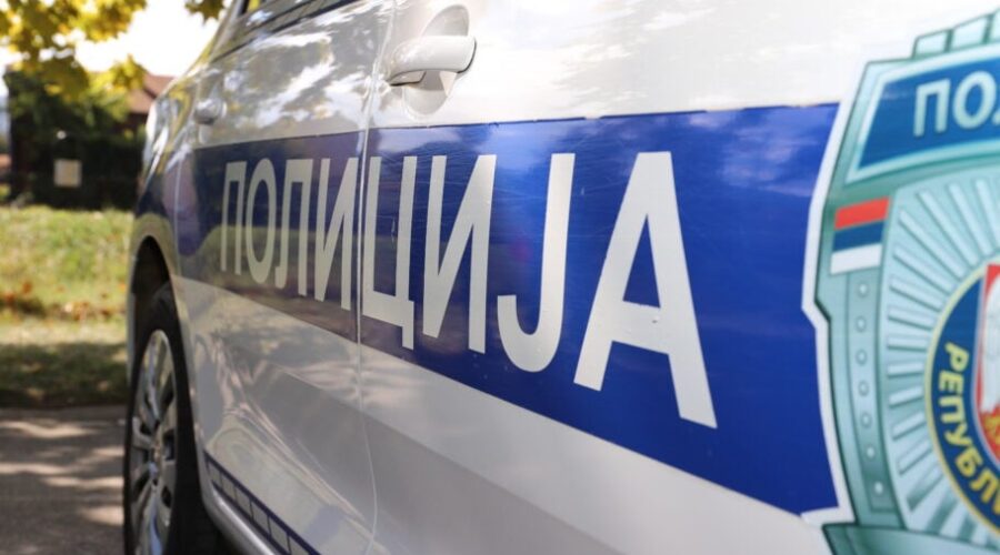 Mladić sleteo kolima sa puta i poginuo kod Doljevca