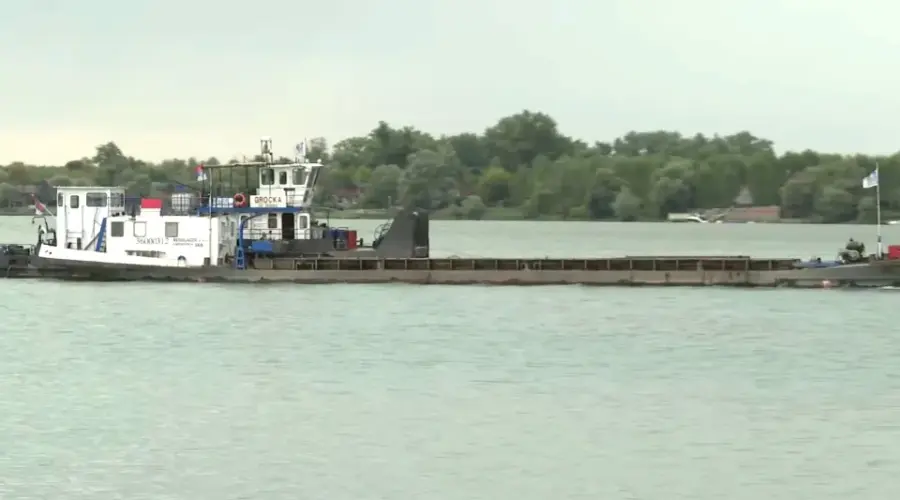 AMSS: Zbog jakog vetra na Dunavu ne saobraća rumunska skela za Golubac