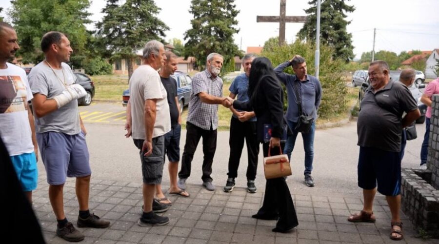 DA SE ČUJU I MEŠTANI: Gradonačelnica Loznice razgovarala sa stanovnicima Lipničkog Šora