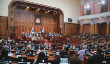 Đilas optužio vlast da je unela mržnju među ljude, Ponoš da je kreirala osiromašene građane