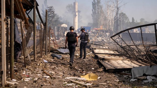 ПАКАО ЗА УКРАЈИНСКУ ВОЈНУ ИНДУСТРИЈУ: Погођена фабрика у Кијеву, уништена складишта муниције и дронова, ПВО оборила 804 летелице ПАКАО ЗА УКРАЈИНСКУ ВОЈНУ ИНДУСТРИЈУ: Погођена фабрика у Кијеву, уништена складишта муниције и дронова, ПВО оборила 804 летелице