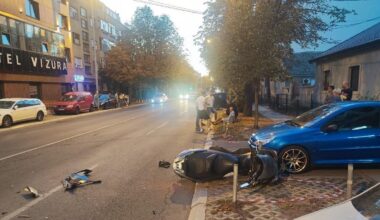 (Foto) Delovi rasuti po putu, oboren motociklista! Teška nesreća u Zemunu: Vozilo naletelo na njega?