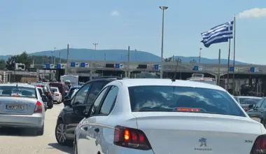 Gužva na graničnom prelazu Evzoni, satima se čeka na ulaz u Severnu Makedoniju
