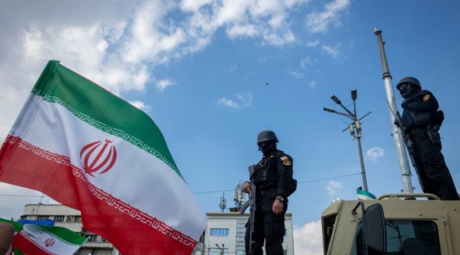 Iran zatražio od Katara da prebaci zarobljene iranske pilote na kopno