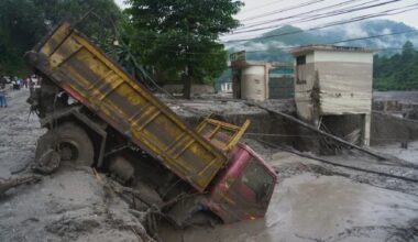 Jedan srpski državljanin među nestalima u poplavama u Nepalu