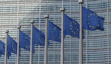 Kosor pozvala Hrvatsku da blokira Srbiju i Crnu Goru na putu sa EU zbog reakcija na Mladićevu smrt
