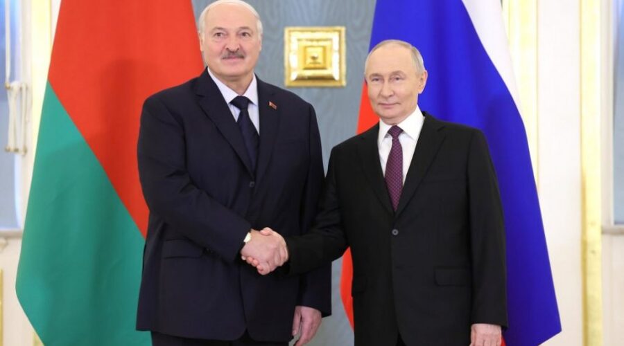 LUKAŠENKO HITNO U RUSIJI: Sastanak sa Putinom, u fokusu bezbednost i novi dogovori