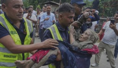 Ljudi iz više od 30 zemalja nestali u bujičnim poplavama u Nepalu i Kini, jedan i iz Srbije