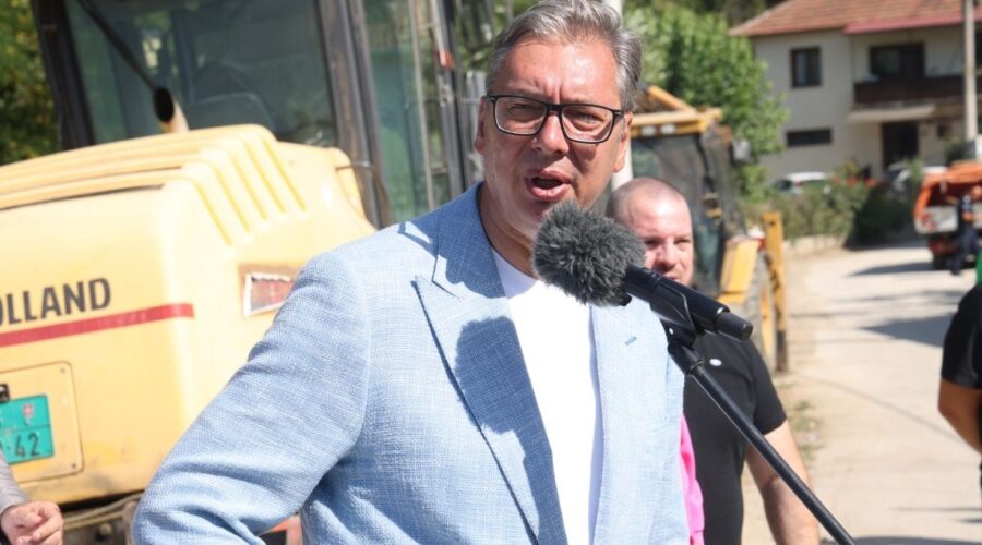 MEDIJI U NEMAČKOJ OTKRILI: Vučićeva vlast odbijala pomoć EU vatrogasaca, čekali pomoć iz Rusije!