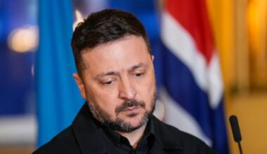 MRAČNA ISTINA: Francuski političar razotkrio Zelenskog