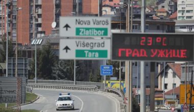 MUP o incidentima u Užicu: Pet osoba, među kojima dva policajca, lakše povređeno