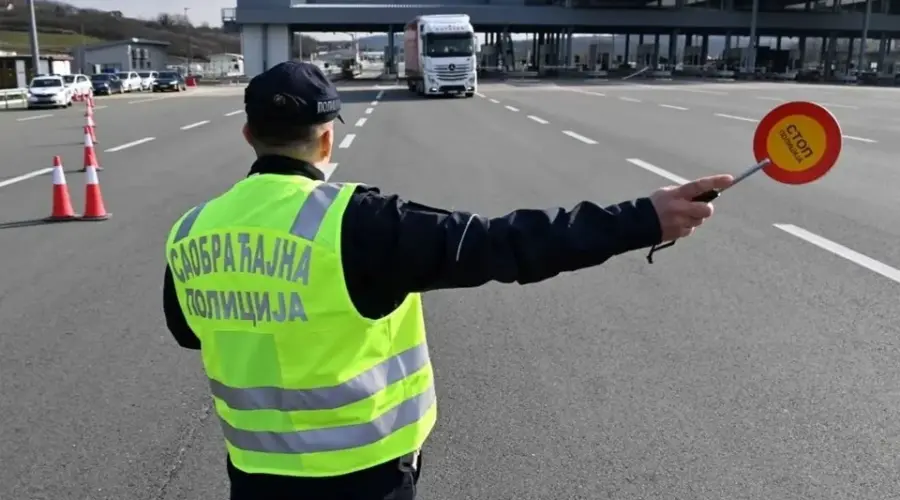 MUP pojačao kontrolu autobusa koji prevoze putnike ka turističkim destinacijama