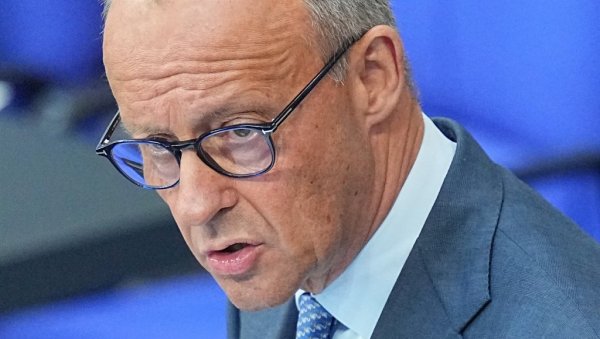 Путинов специјалац поручио: Мерцова русофобија је највећа претња немачкој стабилности