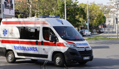 Mladić (21) teško povređen u udesu na Voždovcu, prevezen u Urgentni centar